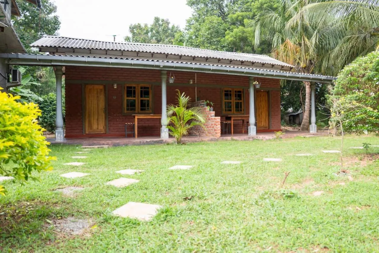 *** Hotell Kudawewa Eco Resort Sigiriya Sri Lanka